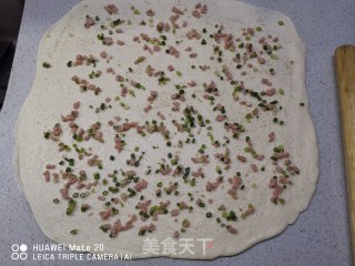 葱油饼的做法步骤：7