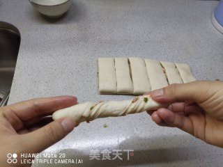 葱油饼的做法步骤：10