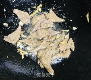 猪肝炒笋的做法步骤：7