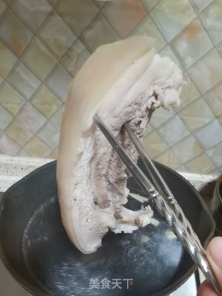 子姜炒回锅肉的做法步骤：4