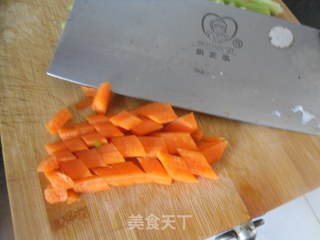 炝拌藕丁的做法步骤：4