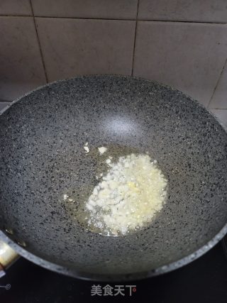 榨菜蒸鲳鱼的做法步骤：7