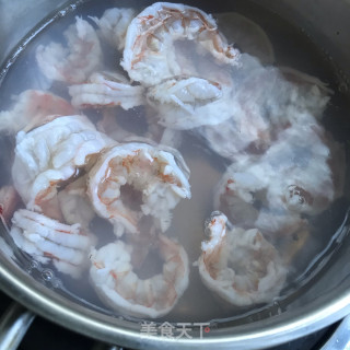 柠檬拌虾仁的做法步骤：5