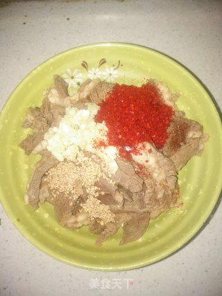 香菜拌牛肉的做法步骤：7