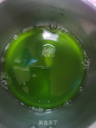 翡翠牛奶西米露的做法步骤：3
