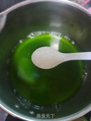 翡翠牛奶西米露的做法步骤：4