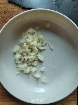 蒜香酱油鸡翅的做法步骤：3