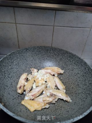 蒜香酱油鸡翅的做法步骤：7