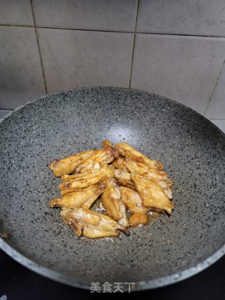蒜香酱油鸡翅的做法步骤：9