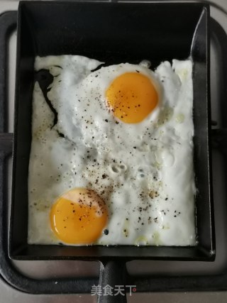 黑椒鸡排三明治的做法步骤：2