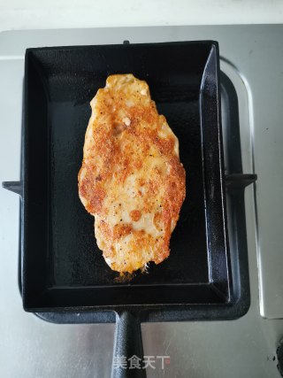 黑椒鸡排三明治的做法步骤：3