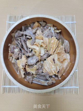 猪脷焖腐竹的做法步骤：12