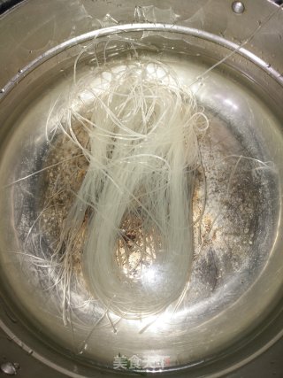 菠菜拌粉丝的做法步骤：4