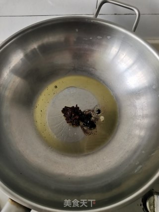 豆豉烧鲳鱼的做法步骤：3