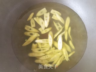 荷兰豆香菇炒竹笋的做法步骤：4