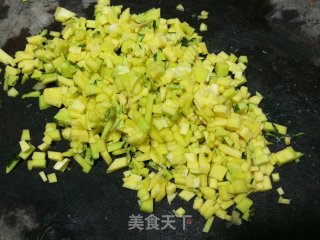 猪肉冬瓜包子的做法步骤：4
