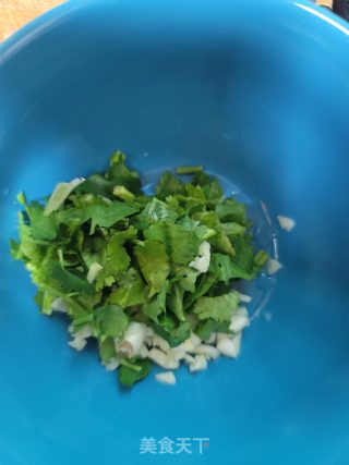 手撕鸡胸肉的做法步骤：2