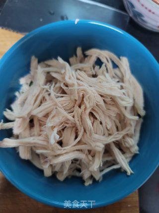 手撕鸡胸肉的做法步骤：5