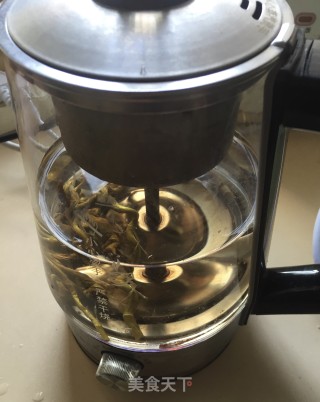 菊花黑枸杞绿茶饮的做法步骤：6