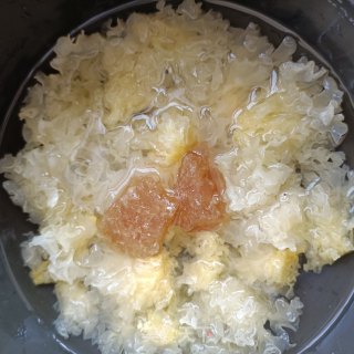 麦片龙果银耳露的做法步骤：4