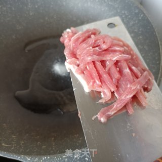 韭菜苔炒土豆丝的做法步骤：11