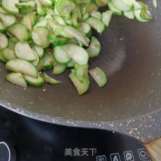 丝瓜煎蛋汤的做法步骤：8