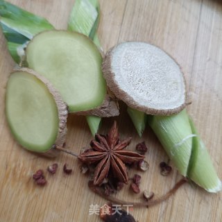 土豆烧翅中的做法步骤：5