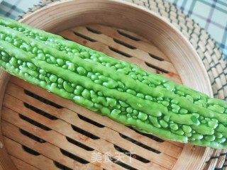 苦瓜酿馅儿的做法步骤：1