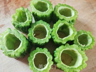 苦瓜酿馅儿的做法步骤：3