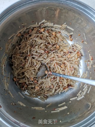 豆腐韭菜全麦包子的做法步骤：3