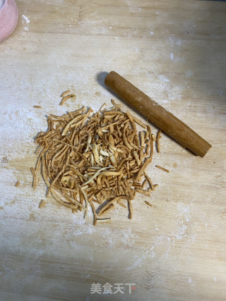 儿时美味韭菜盒子的做法步骤：4