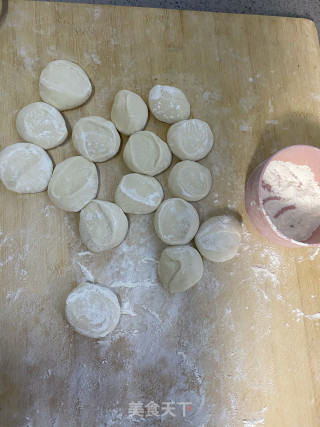 儿时美味韭菜盒子的做法步骤：8
