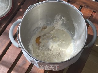肉松沙拉小方，好看又好吃的方形小吐司！的做法步骤：3