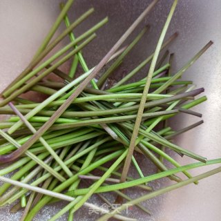 蛋皮麻汁红薯叶的做法步骤：3