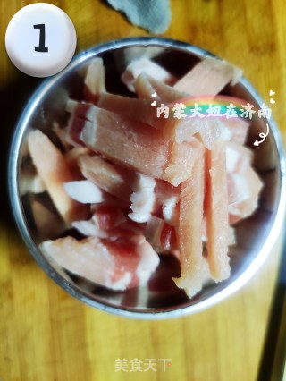 肉丝面的做法步骤：1
