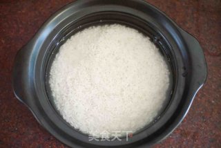 停不下来的美味—腊味煲仔饭！的做法步骤：1