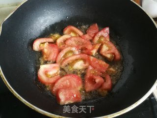 番茄烧土豆的做法步骤：4