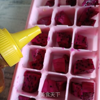 花酿龙果冰气泡水的做法步骤：5