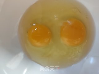 西红柿炒鸡蛋的做法步骤：2