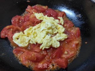 西红柿炒鸡蛋的做法步骤：6