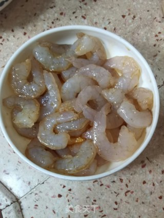 虾仁炒鸡蛋的做法步骤：6