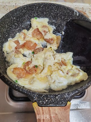虾仁炒鸡蛋的做法步骤：15