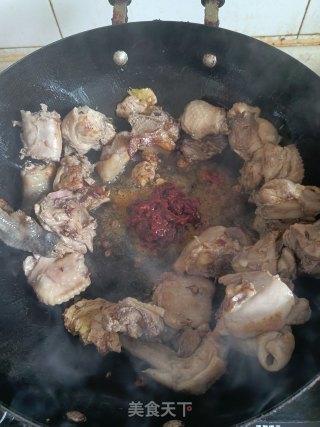 胡萝卜烧鸡的做法步骤：5