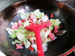 烤火腿炒包心菜的做法步骤：6