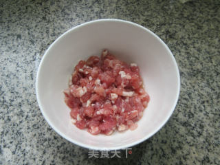 黑木耳肉末炒丝瓜的做法步骤：3