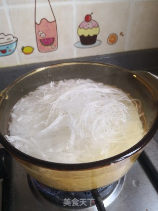 萝卜粉丝汤的做法步骤：4