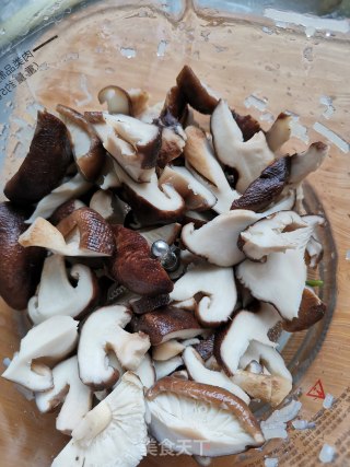 素馅大包子的做法步骤：1