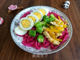 鸡蛋秋葵拌火龙果面条的做法步骤：13