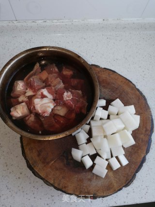 白萝卜牛肉煲的做法步骤：4