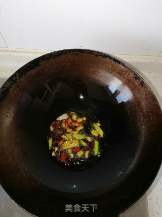 白萝卜牛肉煲的做法步骤：5